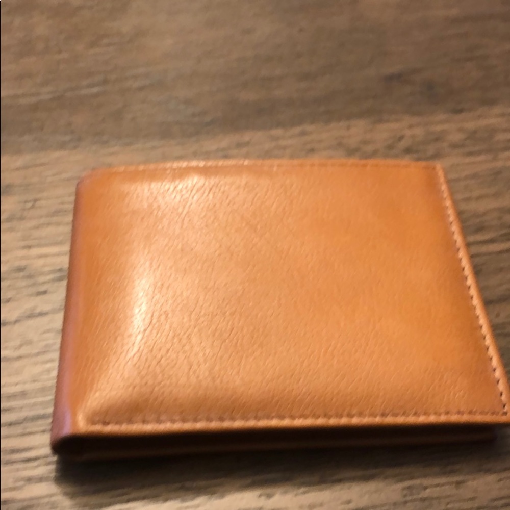 Men’s Buxton leather wallet